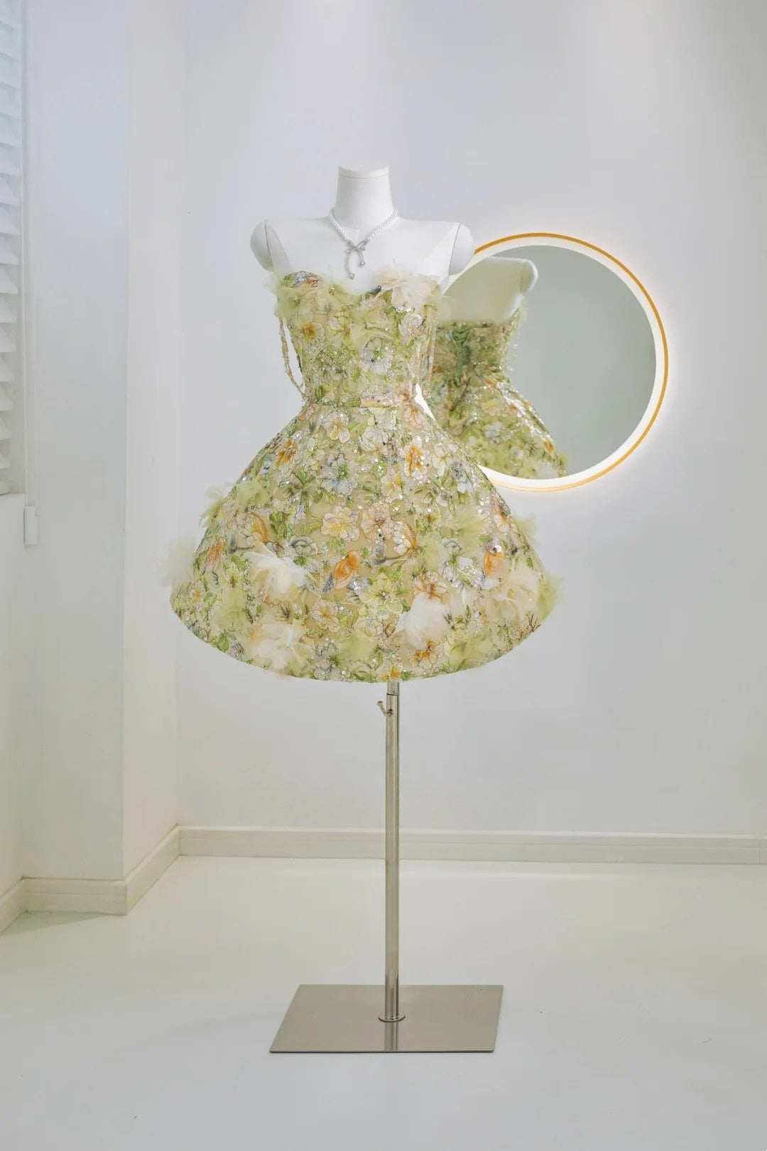 Luxury Ball Gown Sweetheart Green Lace Short 18th Birthday Dress Homecoming Dresses Cocktail Gown AU026