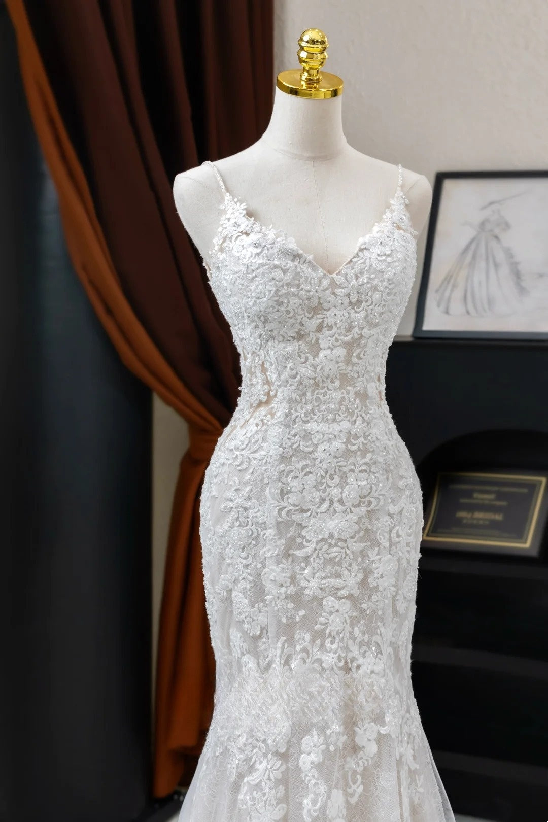 Robe de mariée longue blanche à fines bretelles en tulle et dentelle, style sirène, pour femme (AU027)