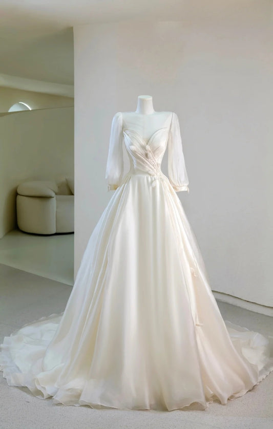 Princess Women's Ball Gown Sweetheart With Long Sleeves Appliqued White Lace Sweep Train Wedding Dresses AU033