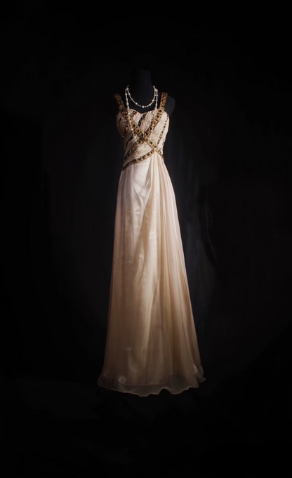 Robe de bal longue vintage trapèze à bretelles ornée de perles dorées, inspiration années 80, en mousseline. Robe de soirée/bal AU034