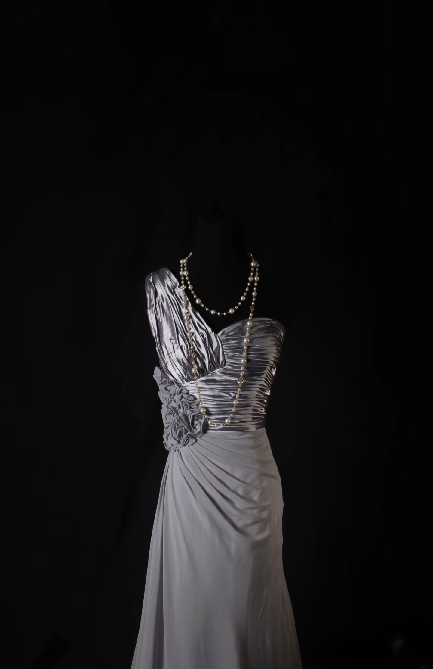 Retro Prom Dresses A Line One Shoulder Silver Gray 70s Pleated Vintage Fashion Long Prom Dresses Party Gowns AU036