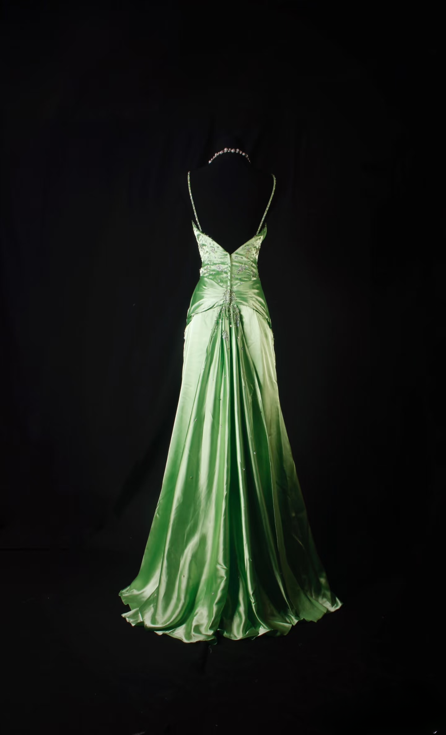 Robe de bal rétro sirène à fines bretelles années 80 avec fente ornée de perles argentées, en satin vert, style vintage, robe de soirée longue AU038