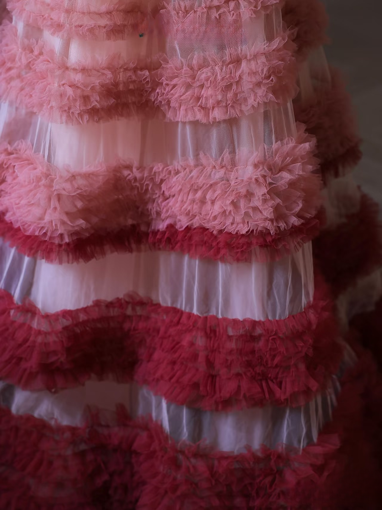 Schlichtes Ballkleid, schulterfrei, Tüll, rosa, bodenlang, atemberaubende Ballkleider, Inspiration, Ballkleid, Prinzessin, Tanz, formelles Abschlusskleid, AU039