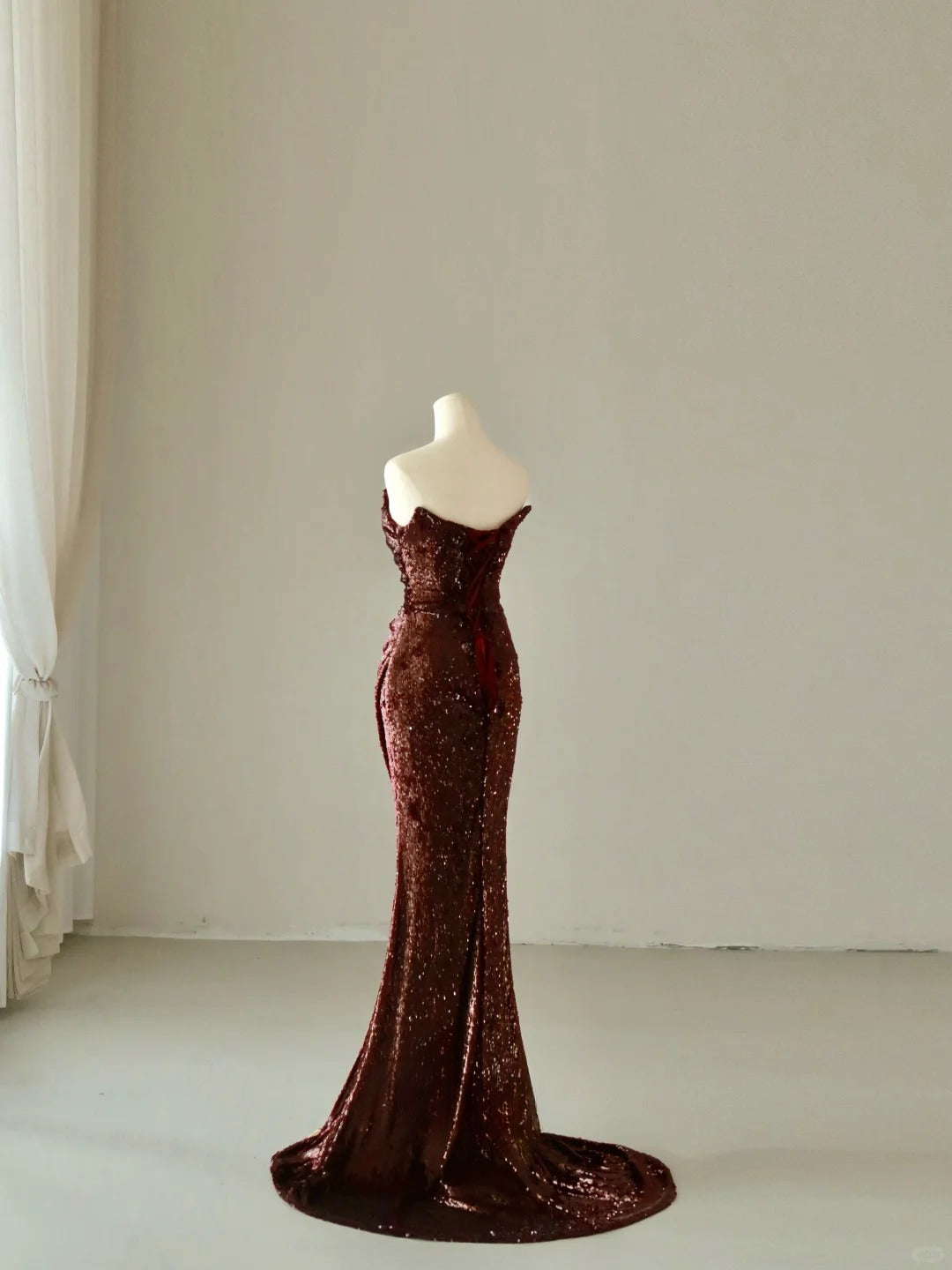 Robe de bal longue à sequins bordeaux, décolleté cœur, style sirène scintillante, sans manches, AB219