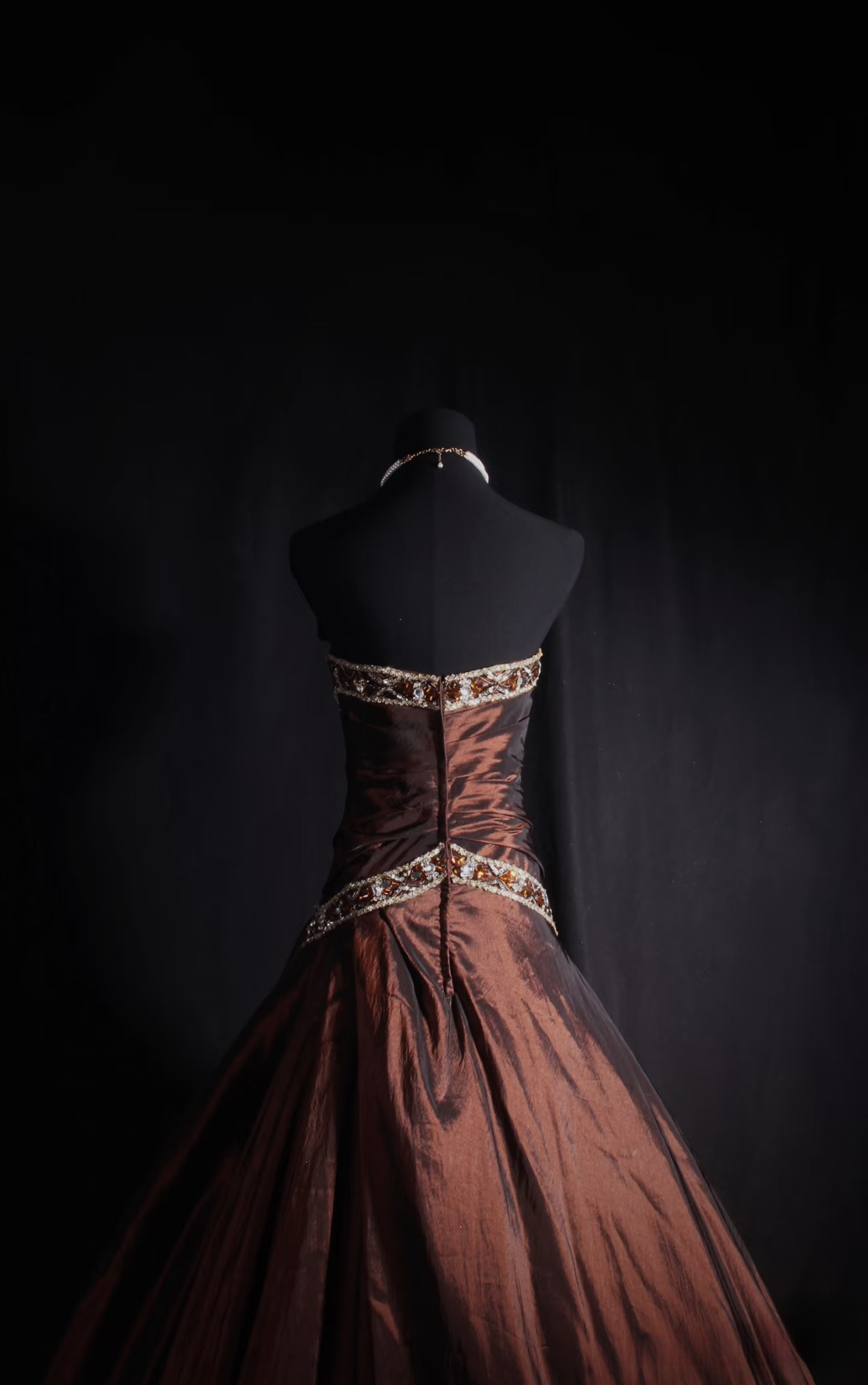 Robe de bal vintage bustier marron à perles, inspiration années 80, robe de soirée longue, robe de bal de fin d'année AU039