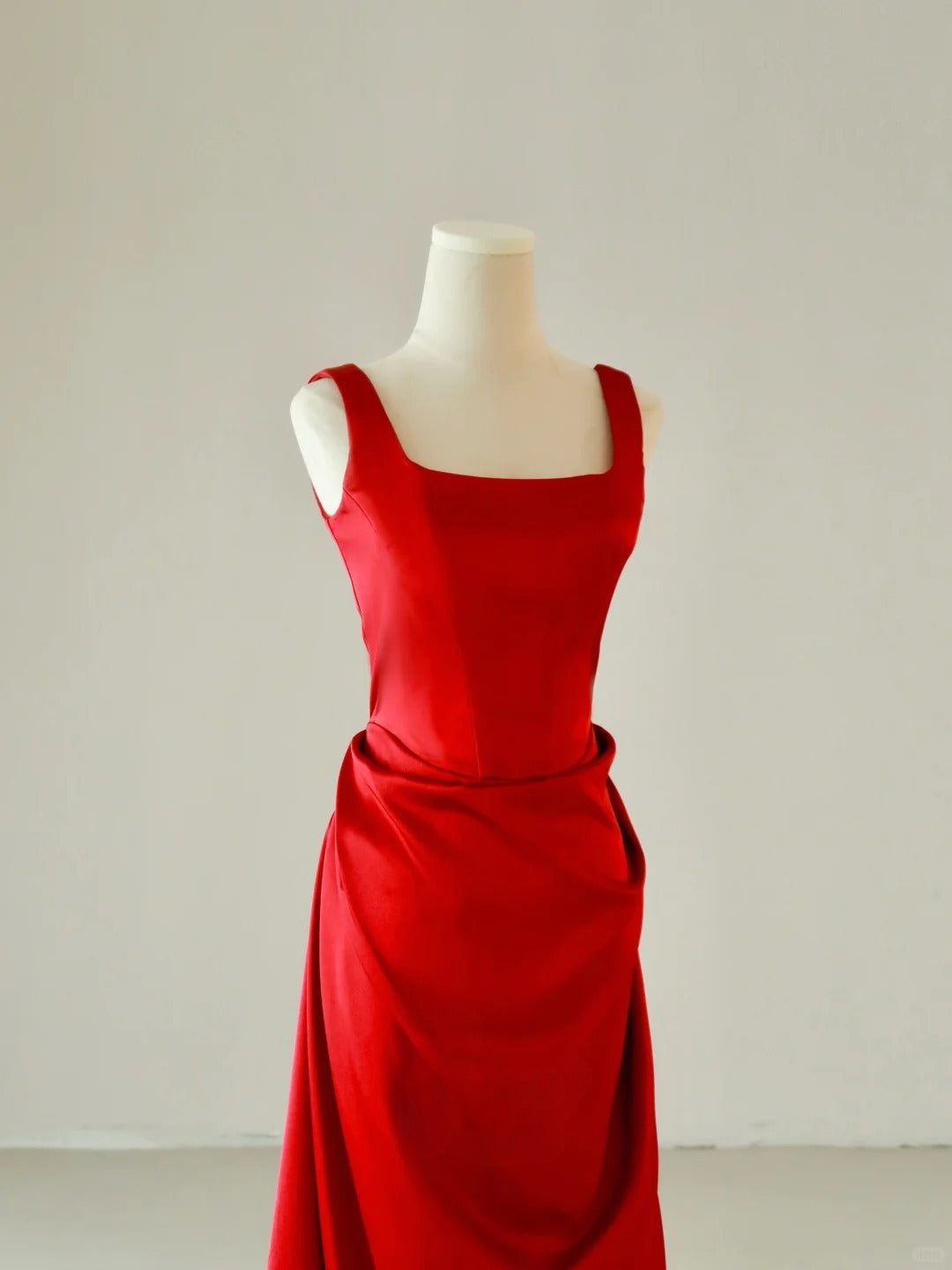 Simple Mermaid Square Neck Satin Red Sleeveless Prom Dresses Long Prom Gowns AB220