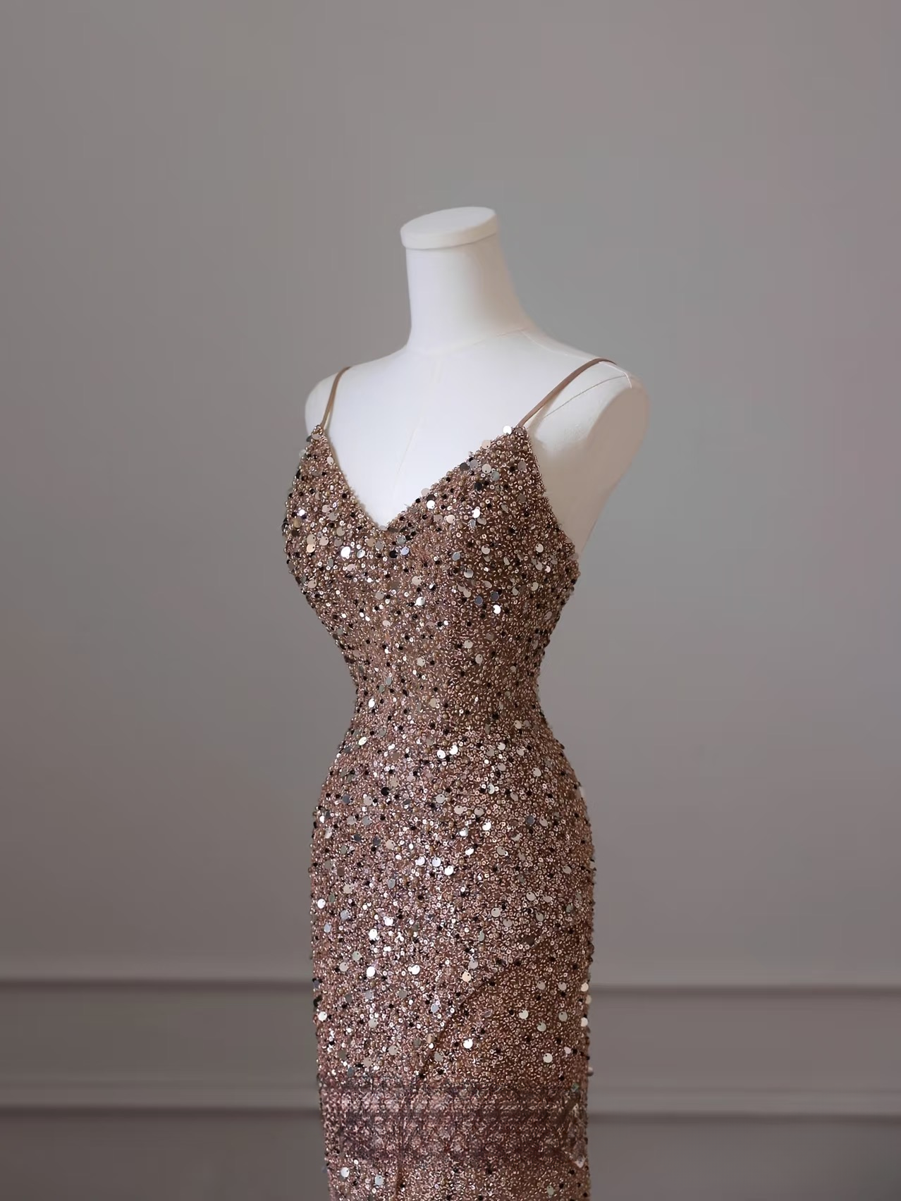 Elegante Meerjungfrau Spaghettiträger Pailletten Lange Atemberaubende Ballkleider Inspiration Ballkleider Prinzessin Abschlusskleid AU050