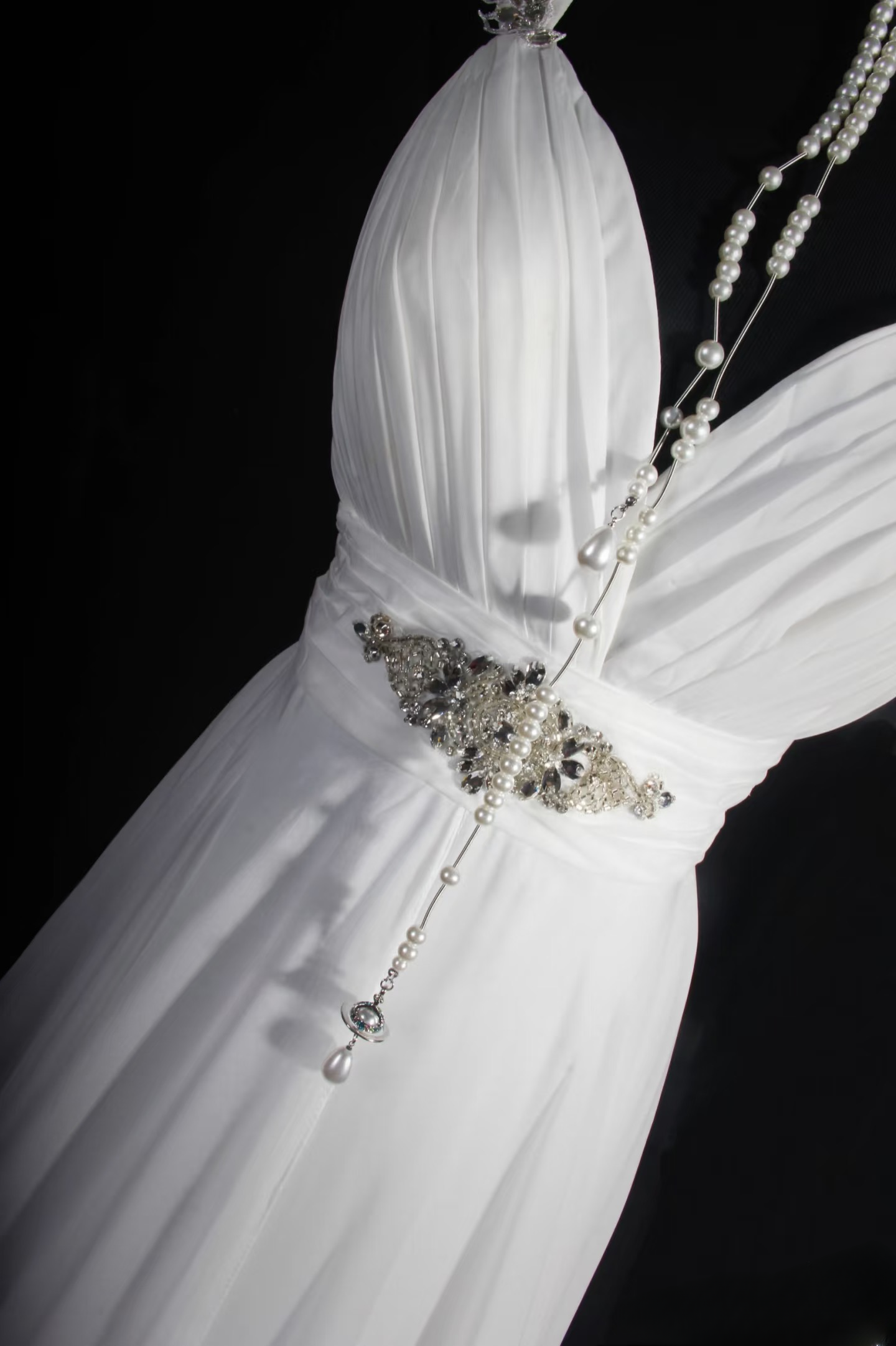 Robe de mariée rétro années 60 en mousseline blanche, coupe trapèze, bustier cœur, longue dentelle, AU050