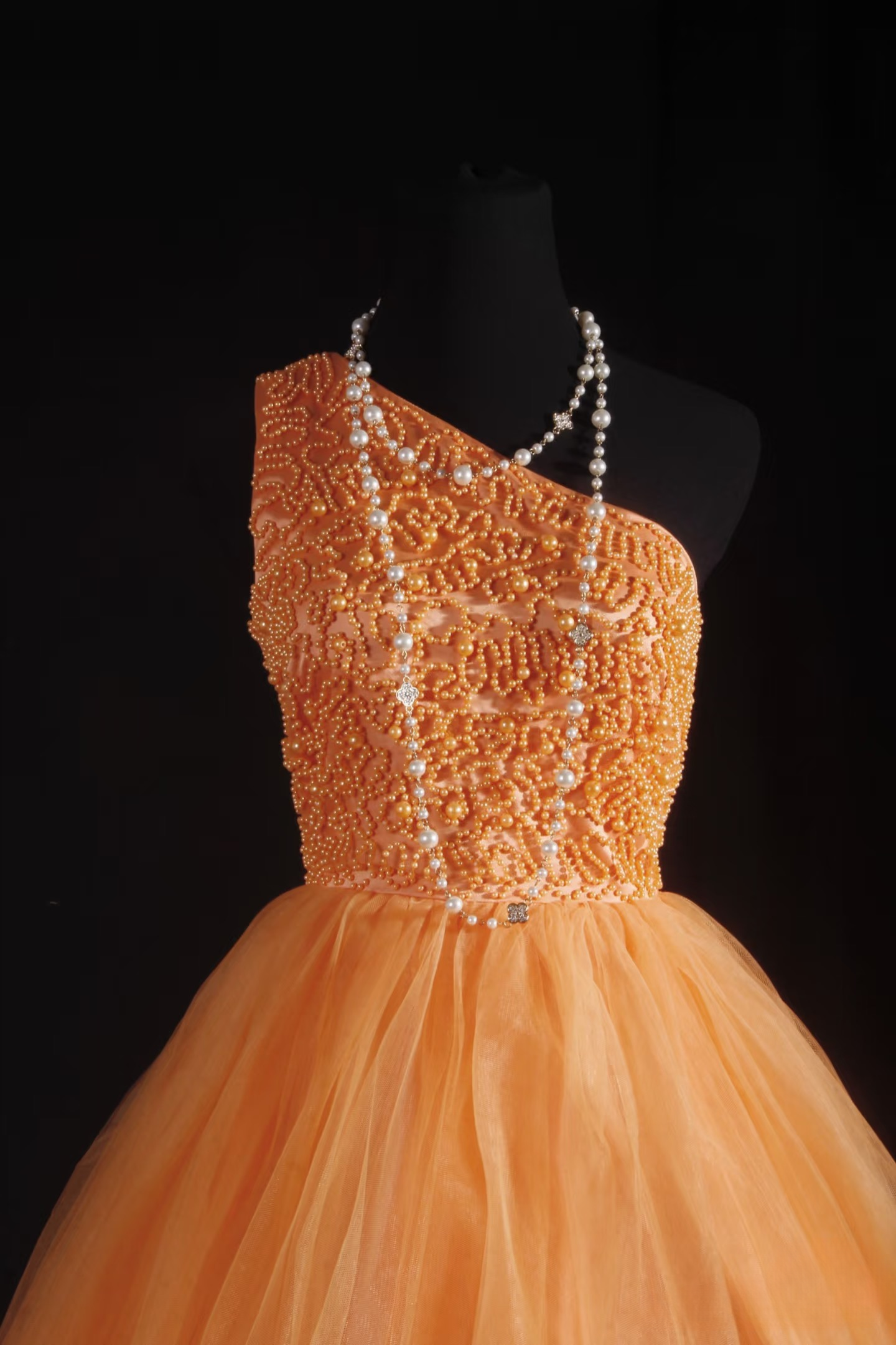 Robe de bal mignonne à une épaule en tulle orange, courte, robe d'anniversaire pour les 16 ans, robe de soirée, robe de cocktail AU051