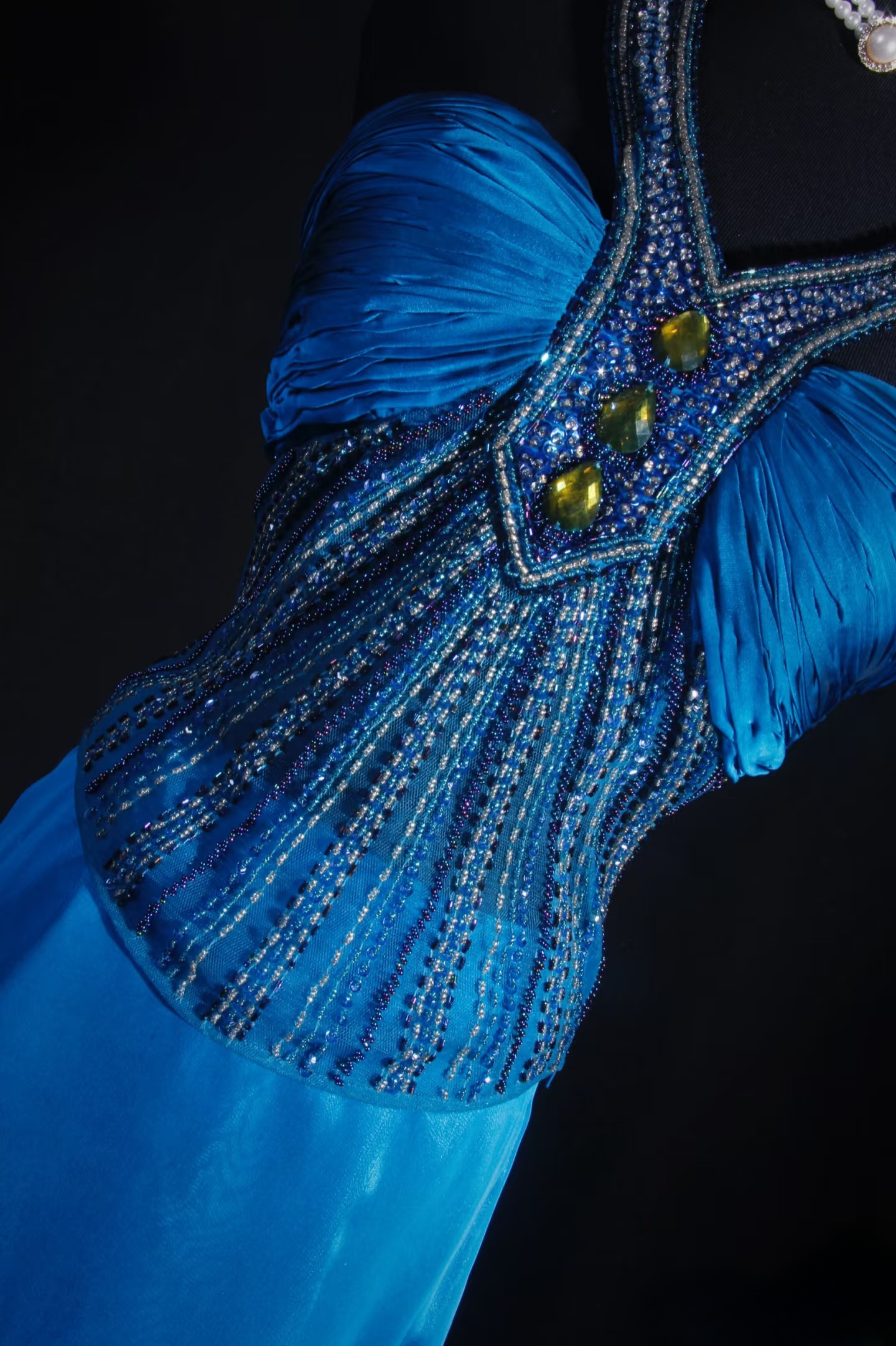Vintage Prom Dresses 90s Formal A Line Halter Blue Satin Prom Dress Inspiration Long Prom Gown AU062