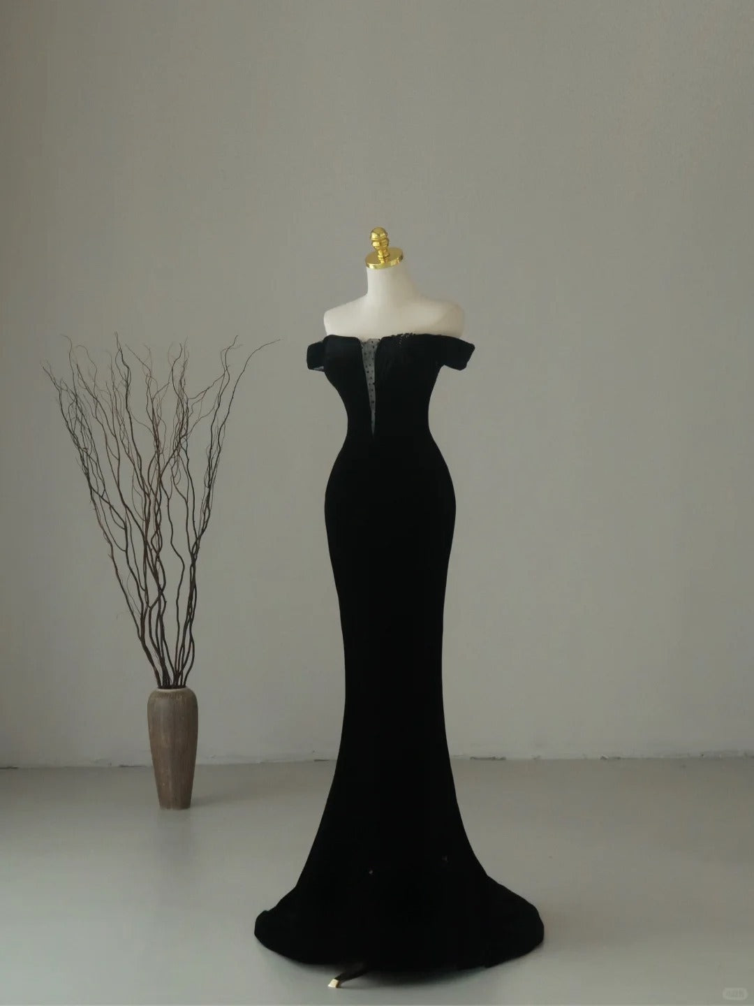 Simple Mermaid Off The Shoulder Black Velvet Cap Sleeves Prom Dresses Long Prom Gowns AU072