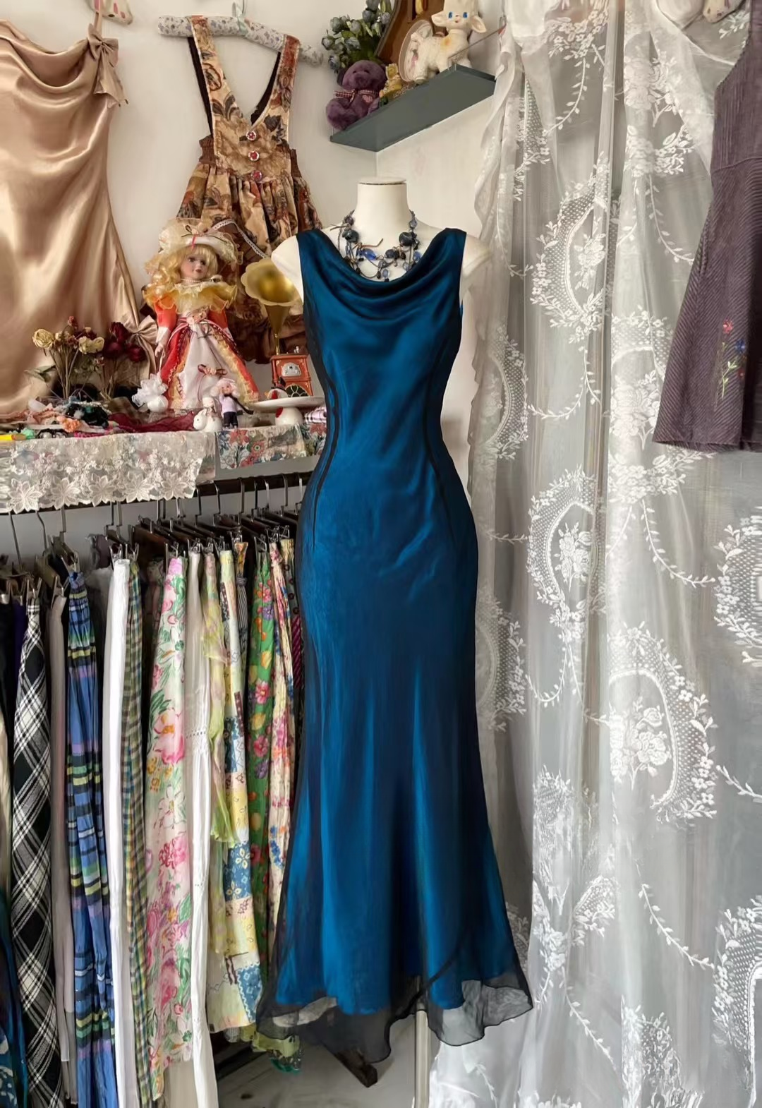 Vintage Prom Dresses 90s Ball Mermaid Cowl Neck Navy Blue Silk Satin Long Party Dress Evening Dresses AU073
