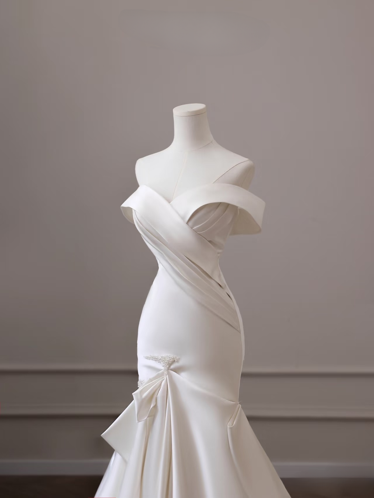 Robe de mariée sirène classique à épaules dénudées en satin blanc, manches courtes, longue, robes de mariée formelles féeriques AU087