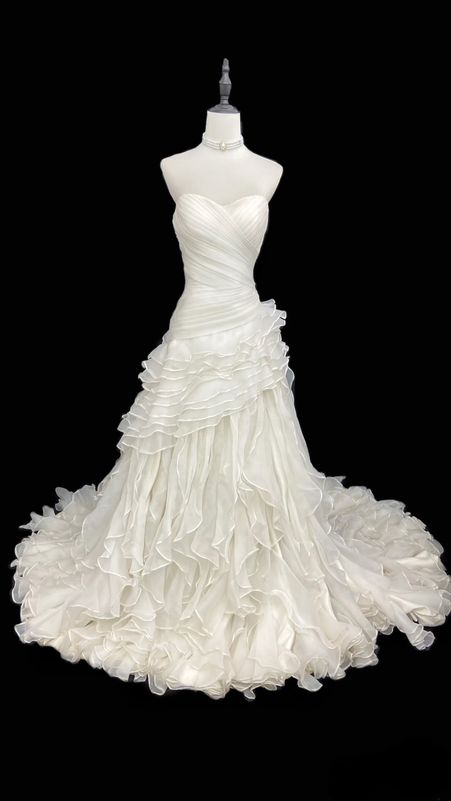 Robe de mariée longue blanche bustier en mousseline, style sirène rétro années 60, coupe ajustée, corset - AU095