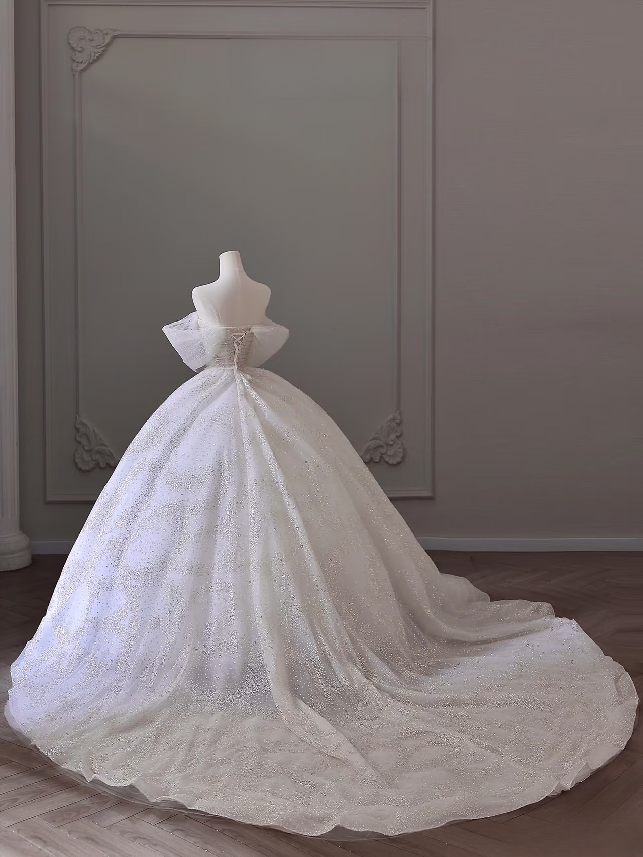 Modest Ball Gown Off The Shoulder Tulle White Long Wedding Dress Fairy Formal Wedding Dresses Brides Gowns AU097