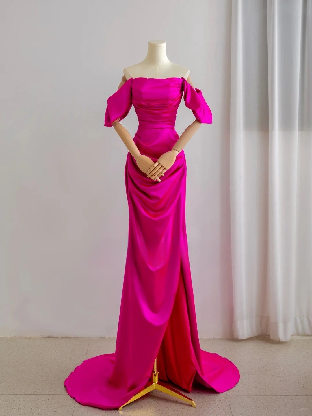 Classy Mermaid Strapless Hot Pink Satin Split Pleated Prom Dresses Formal Dress Birthday Outfits Prom Gown AU098