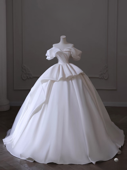 Robe de mariée de rêve en satin blanc à épaules dénudées et manches courtes, tenue de soirée féerique AU108