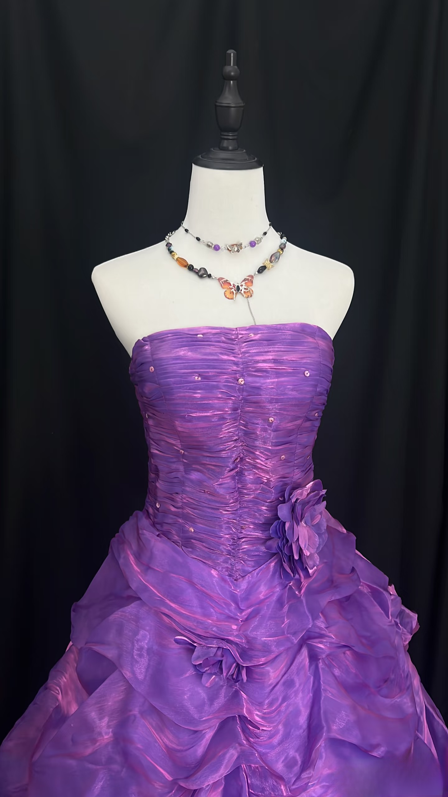 Robe de bal bustier vintage en organza couleur raisin, longue, idéale pour une quinceañera ou un sweet 15/16 (AU119)