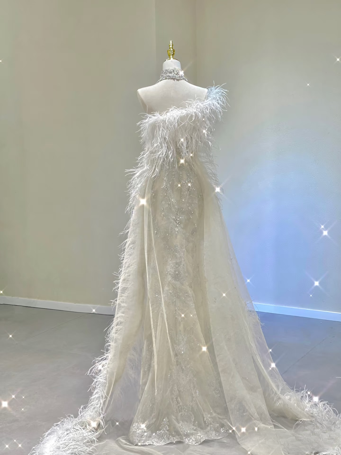 Vintage Mermaid Halter V Neck Sequin Lace Long Wedding Dress Fairy Formal Sparkly Wedding Dresses AU127