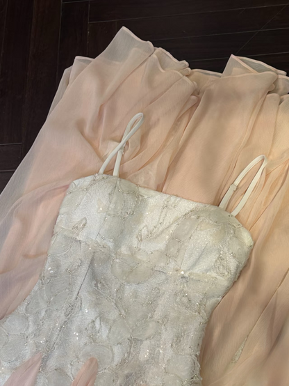 Robe de bal rose en mousseline de soie et dentelle, coupe trapèze, bretelles spaghetti, style modeste, référence AU158