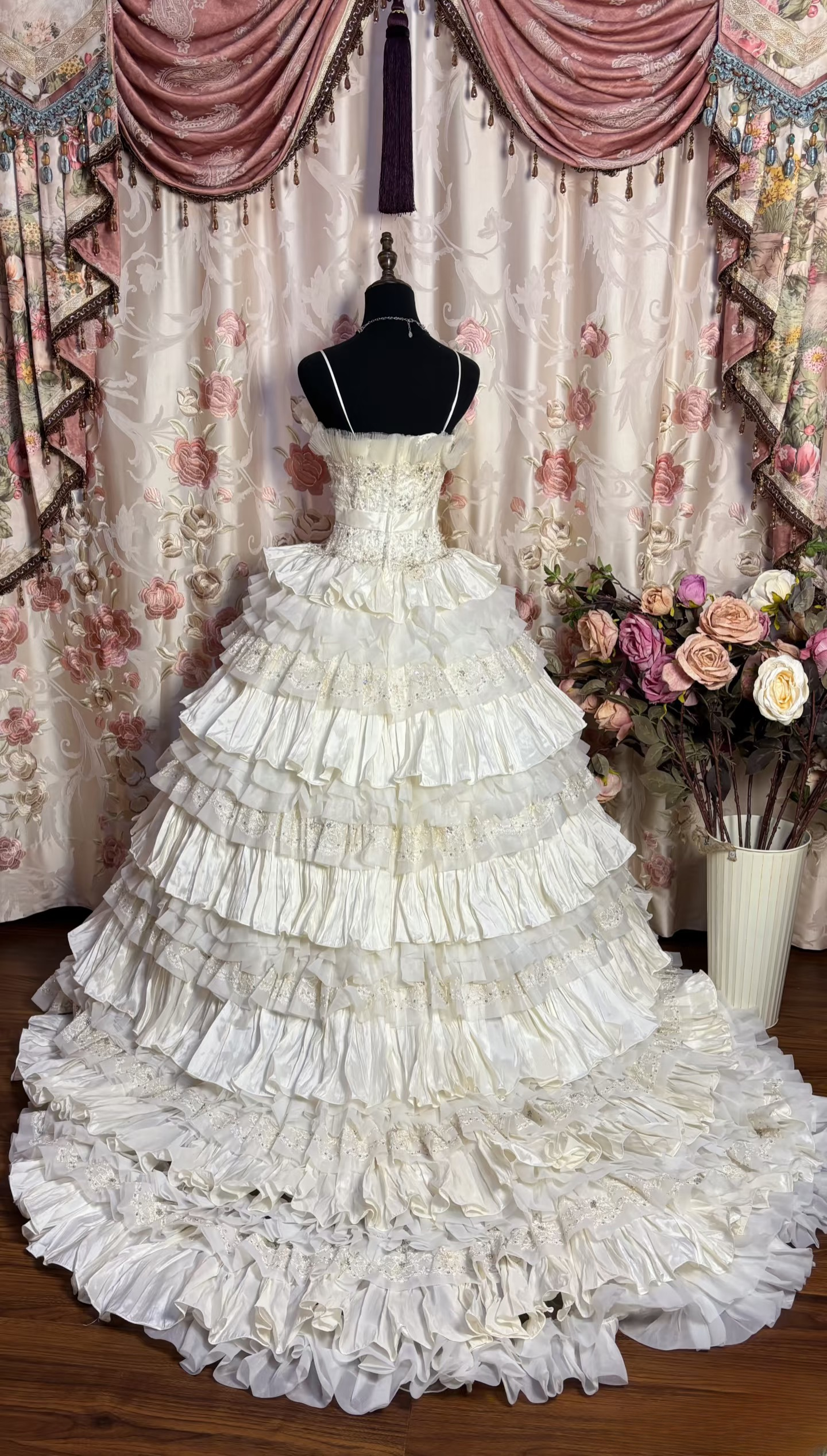 Robe de bal rétro à bretelles spaghetti ivoire années 70, robe de mariée longue à corset ajusté, référence AU167
