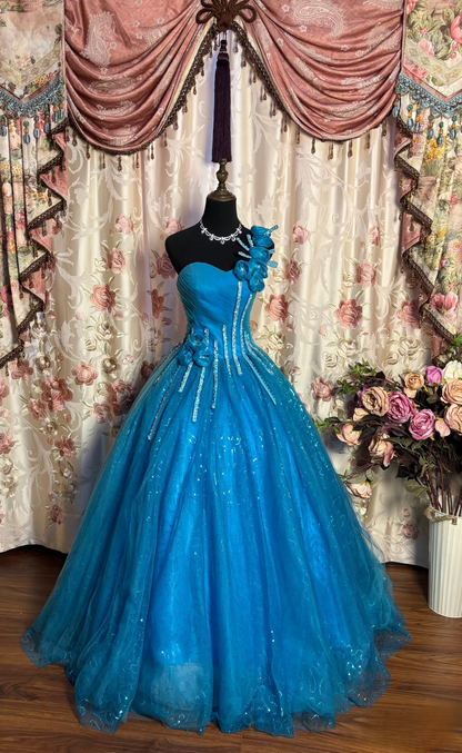 Robe de bal ravissante asymétrique en tulle bleu ornée de perles, longue, idéale pour les 15 et 16 ans (AU185).