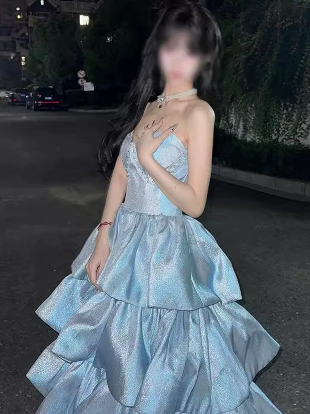 Robe de bal élégante à paillettes bleues, décolleté en cœur, sans manches, idées d'inspiration, robe de bal, robe de remise de diplôme, AU189