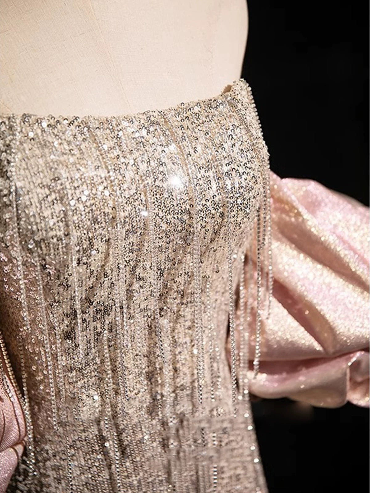 Sexy A-Linie Trägerlose Pailletten Lange Ballkleider Mit Ärmeln Partykleid Geburtstags-Outfits Abschlusskleid AU191