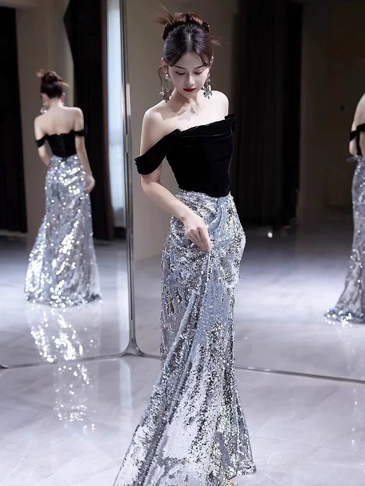 Sexy A-Linie Schulterfrei Silber Pailletten Lange Ballkleider Mit Ärmeln Partykleid Geburtstags-Outfits Abschlussballkleid AU196