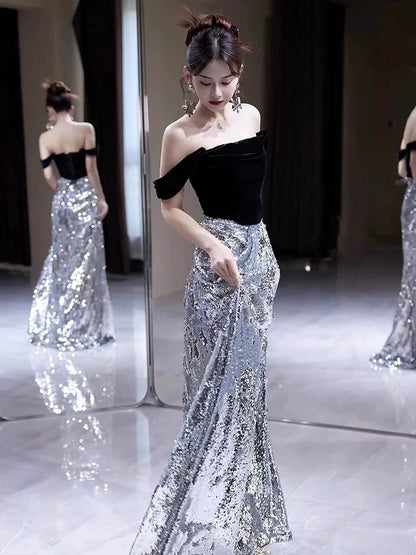 Sexy A-Linie Schulterfrei Silber Pailletten Lange Ballkleider Mit Ärmeln Partykleid Geburtstags-Outfits Abschlussballkleid AU196