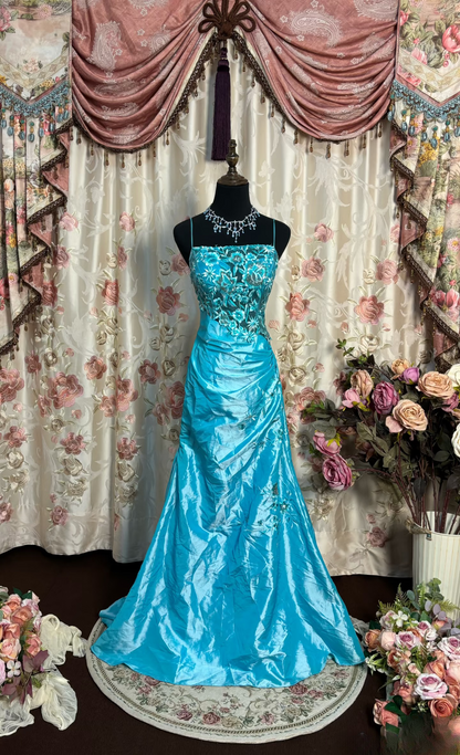 Robe de bal rétro sirène à bretelles spaghetti bleues, inspiration mode vintage, robe de bal longue en taffetas, robe de soirée AU207