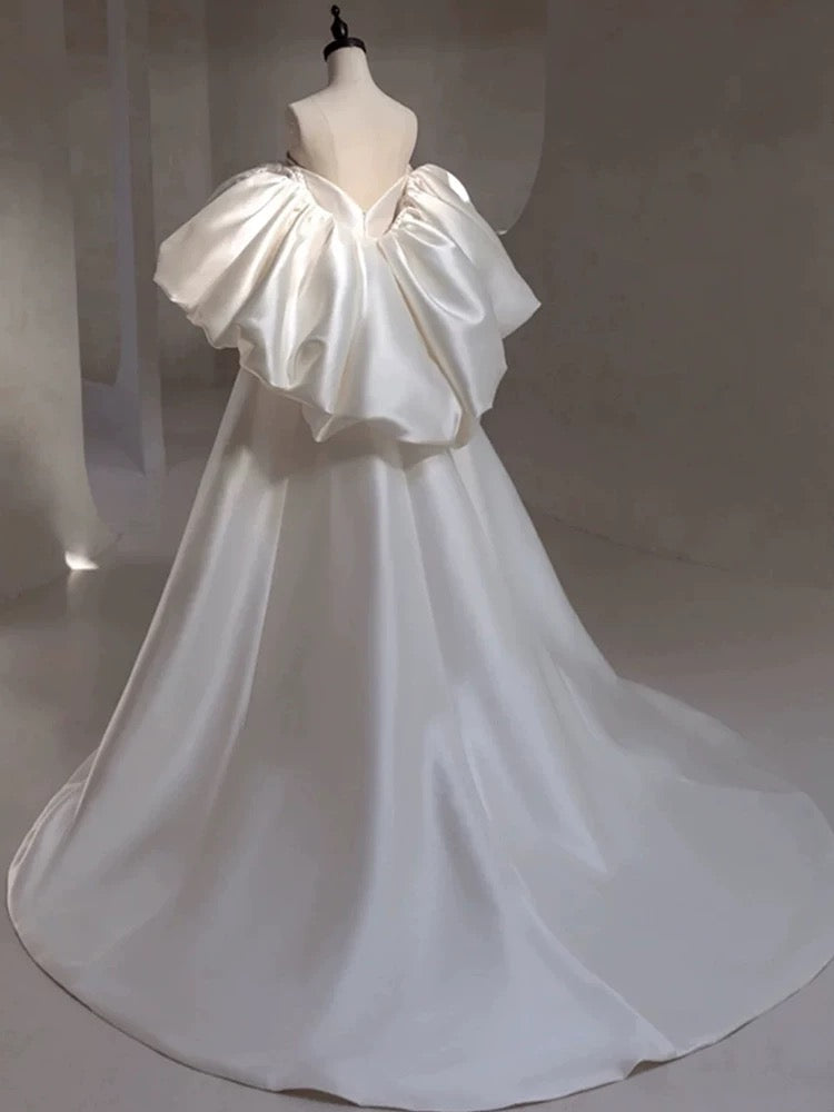Robe de mariée longue en satin blanc sans bretelles, tenue de bal de rêve, style conte de fées, pour l'automne, AU213