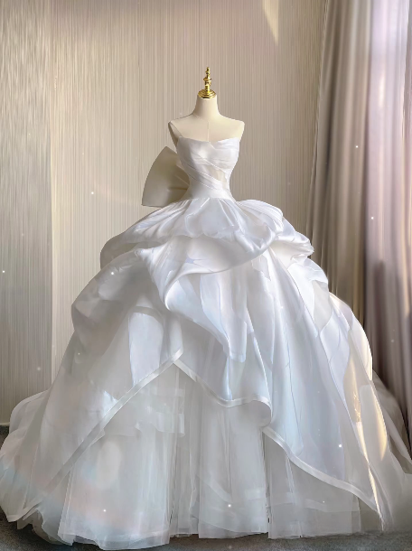 Robe de mariée longue en satin blanc, sans manches, style conte de fées, robe de bal de rêve, sans bretelles, automne et printemps, AU217