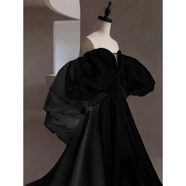 Charmantes Ballkleid Sweetheart Schwarz Satin Ballkleider Inspiration Ballkleid Prinzessin Abschlussballkleid AU219