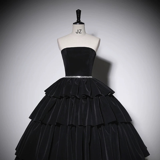 Black Quinceanera Dresses Ball Gown Strapless Velvet Birthday Prom Gowns Vestidos De 15 Anos Formal Party Long Sweet 16 Dress AU221
