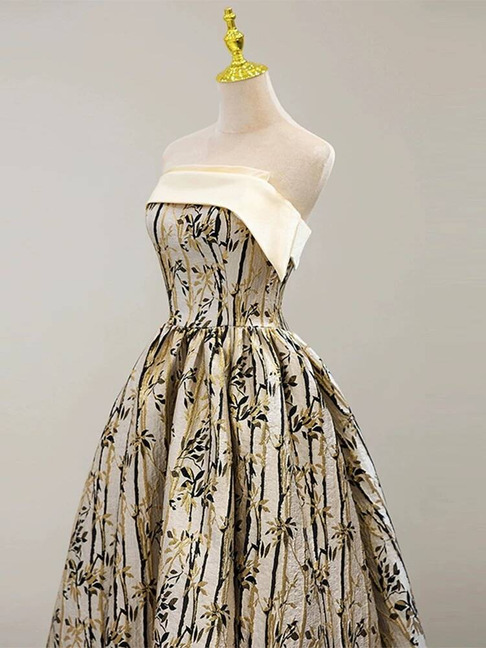 Charmantes Ballkleid trägerloses Satin-Ballkleid Inspiration Ballkleid Prinzessin Abschlusskleid AU223