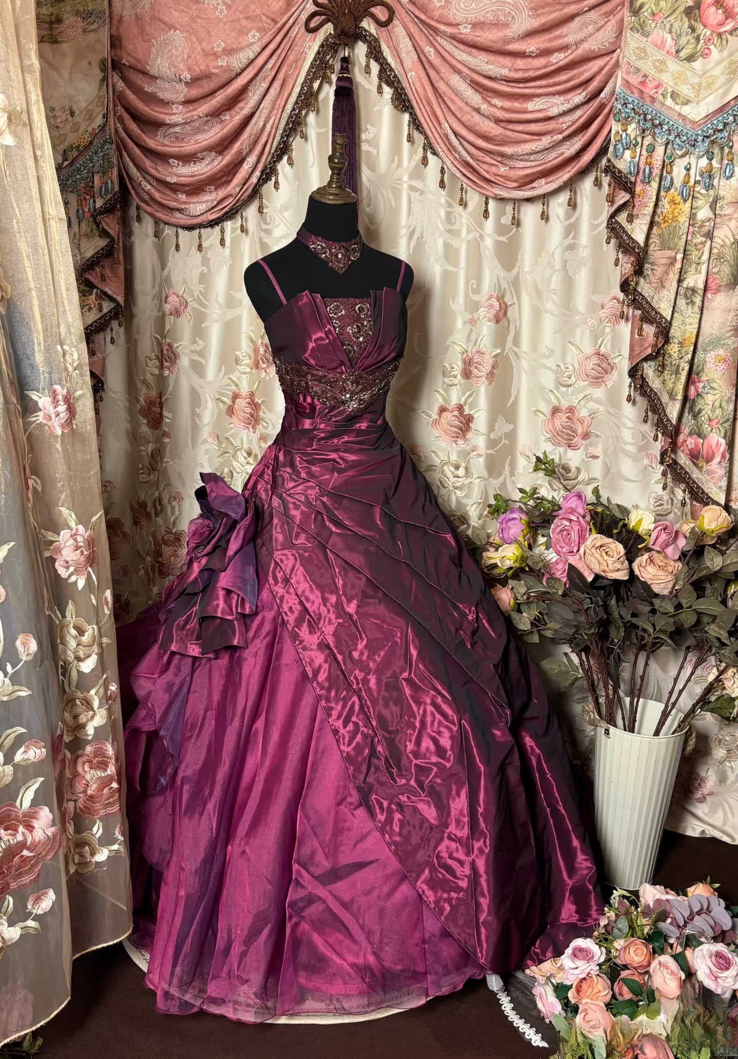 Robe de bal vintage à fines bretelles en taffetas couleur raisin, longue, idéale pour une quinceañera, un sweet 15 ou un anniversaire de 16 ans (AU226)