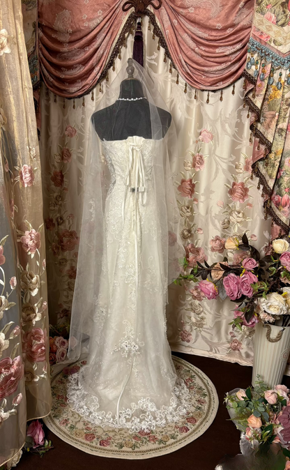 Robe de mariée blanche rétro sirène à décolleté cœur, style années 1960, corset ajusté, longue dentelle, AU232