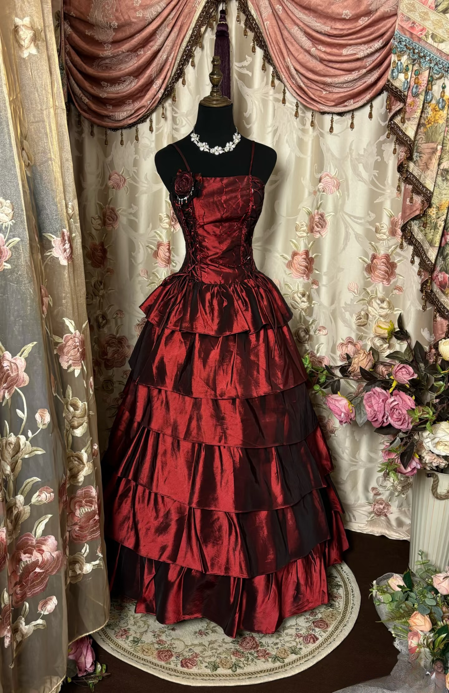 Robe de bal rétro à bretelles spaghetti bordeaux vintage en taffetas, robe de soirée longue AU235