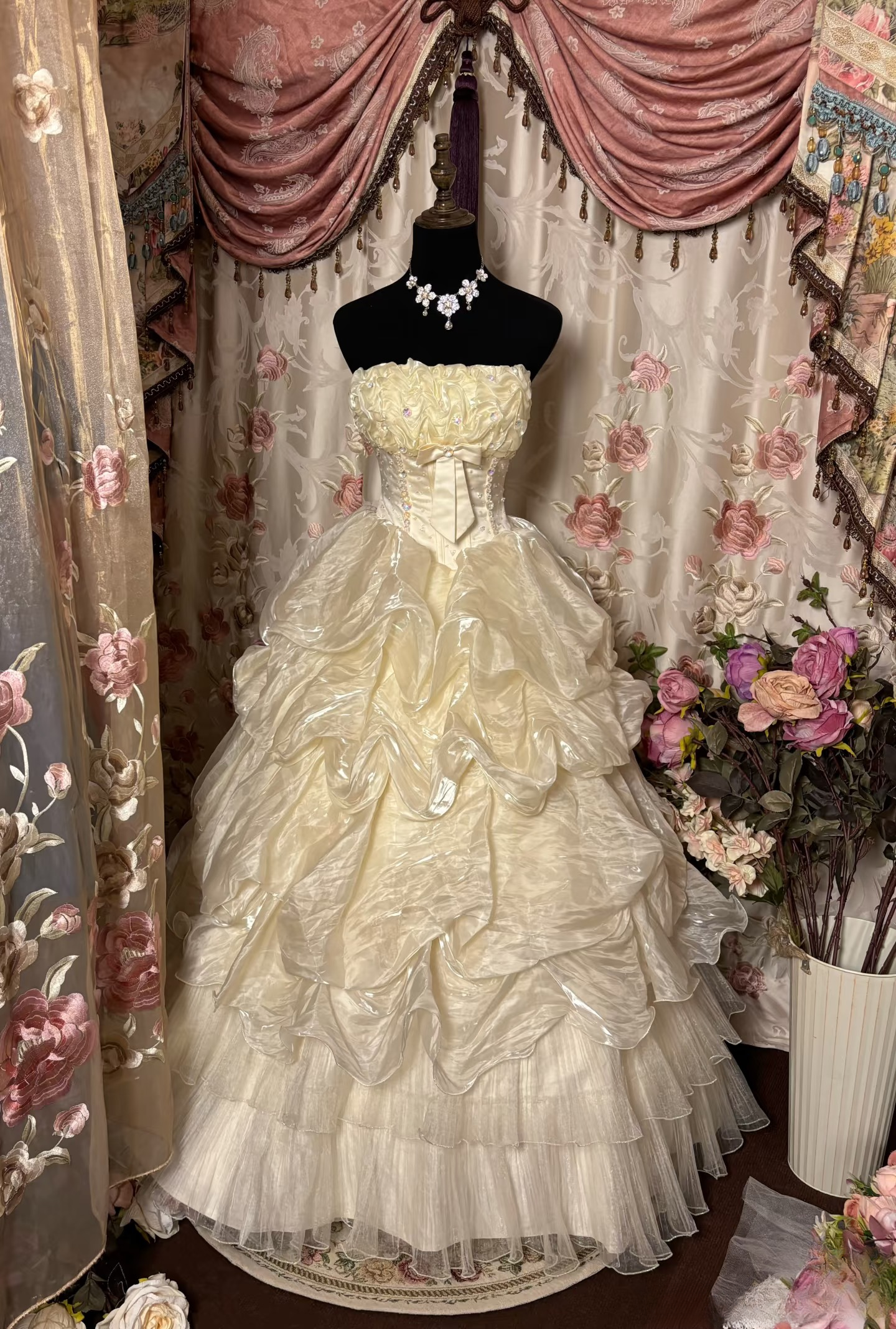 Vintage Ball Gown Strapless Taffeta Puffy Skirt Long Quinceanera Dress Sweet 15 16 Birthday Party Dresses AU247