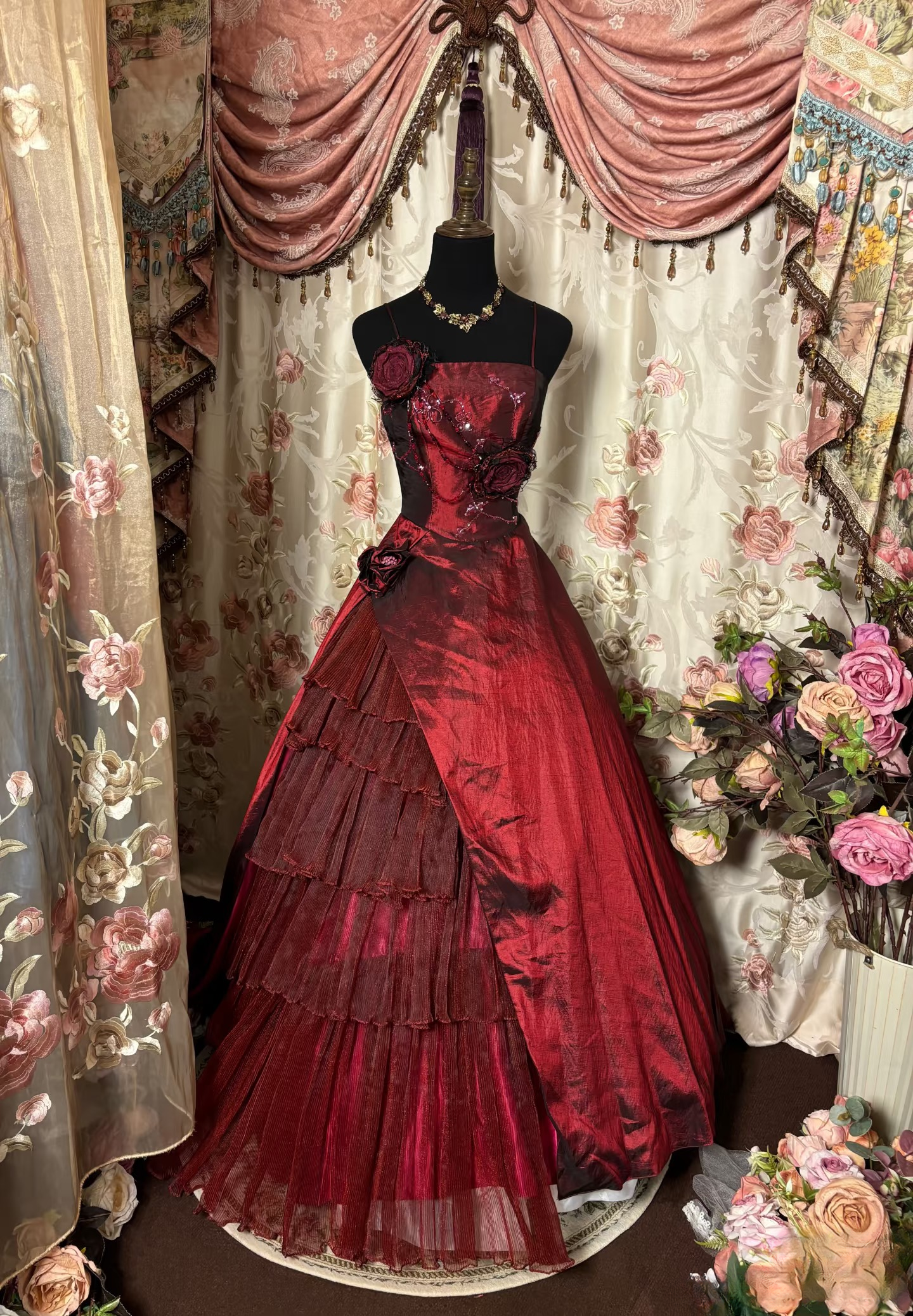 Robe de bal rétro bordeaux à bretelles spaghetti, robe de soirée longue vintage AU252