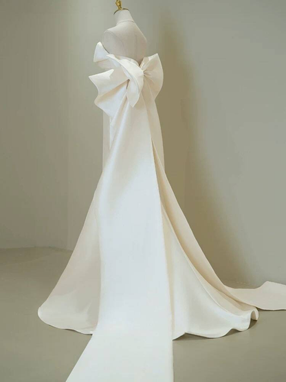 Zeitlose Meerjungfrau Schatz Weiß Satin Brautkleid Lange Märchen Herbst Vintage Brautkleider AU258