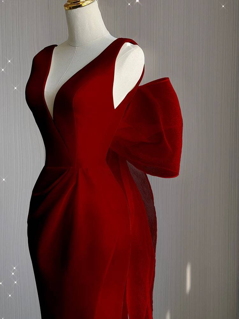 Schlichtes Etuikleid mit V-Ausschnitt, rotes Satin, lange Ballkleider, Partykleid, 21. Geburtstag, Outfits, Abschlusskleid AU261