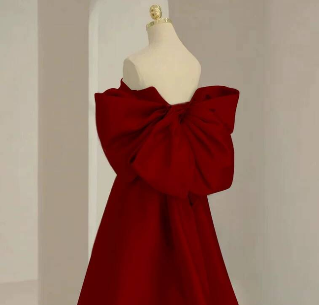 Robe de bal simple en satin rouge, décolleté en cœur, longue, tenue de soirée, tenue d'anniversaire, robe de remise de diplôme, AU263