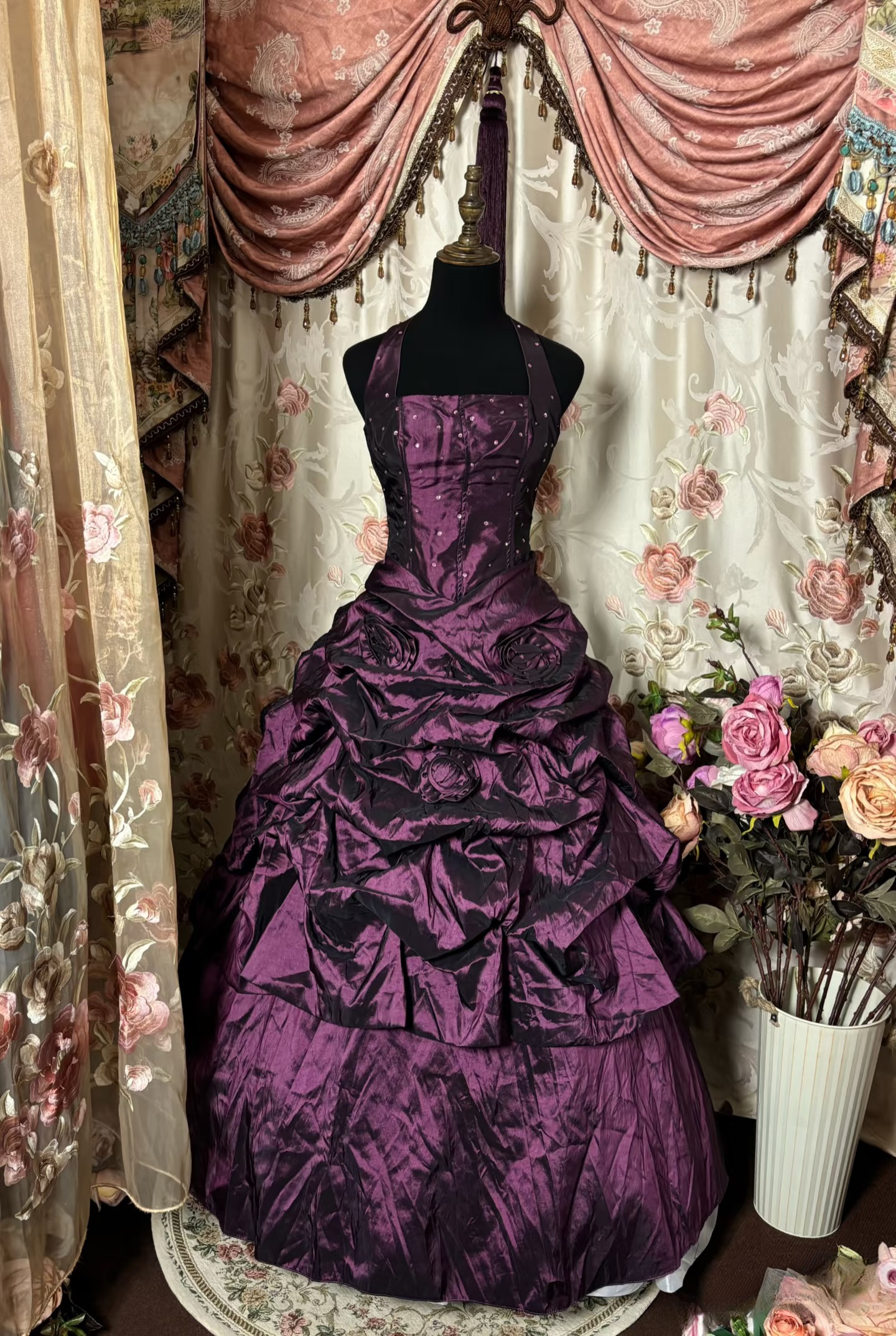 Robe de bal vintage dos nu en taffetas couleur raisin avec perles, robe de bal longue pour quinceañera, robe pour 15 ou 16 ans (AU269)
