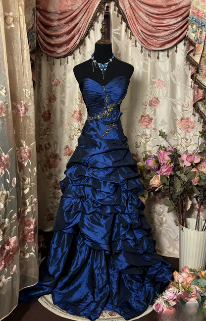 Robe de bal longue bleu roi en taffetas, style sirène vintage années 70, sans manches, ornée de perles argentées (AU291)