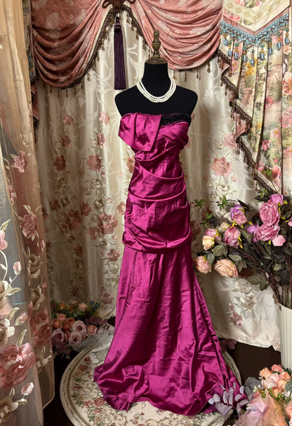 Robe de bal longue sirène vintage sans bretelles en satin fuchsia, style années 70, ornée de volants, taille AU300