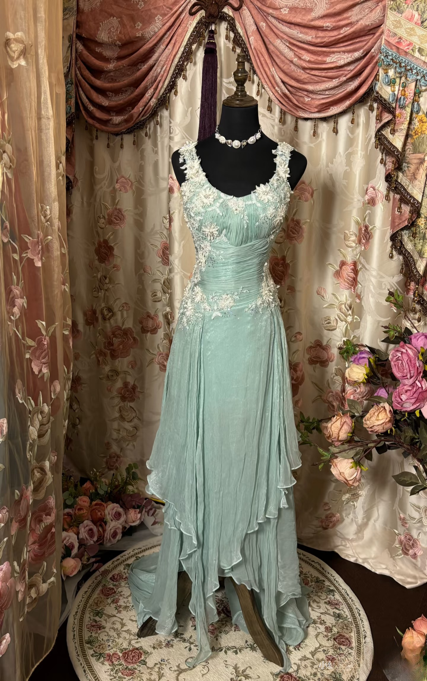 Gorgeous A Line Chiffon Blue Appliques 60s Sleeveless With Ruffles Long Prom Dresses Formal Evening Gowns AU307