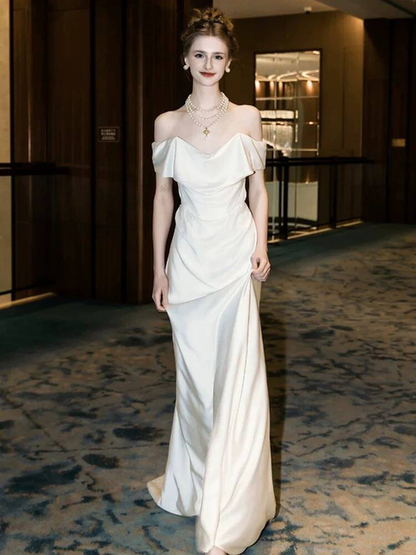 Robe de mariée sirène simple en satin blanc à épaules dénudées, longue, style conte de fées, pour l'automne, AU310