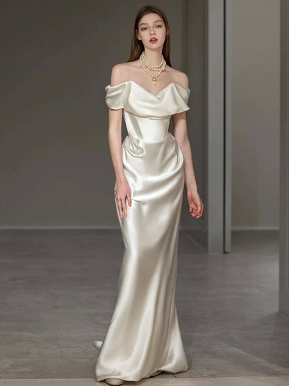 Robe de mariée sirène simple en satin blanc à épaules dénudées, longue, style conte de fées, pour l'automne, AU310
